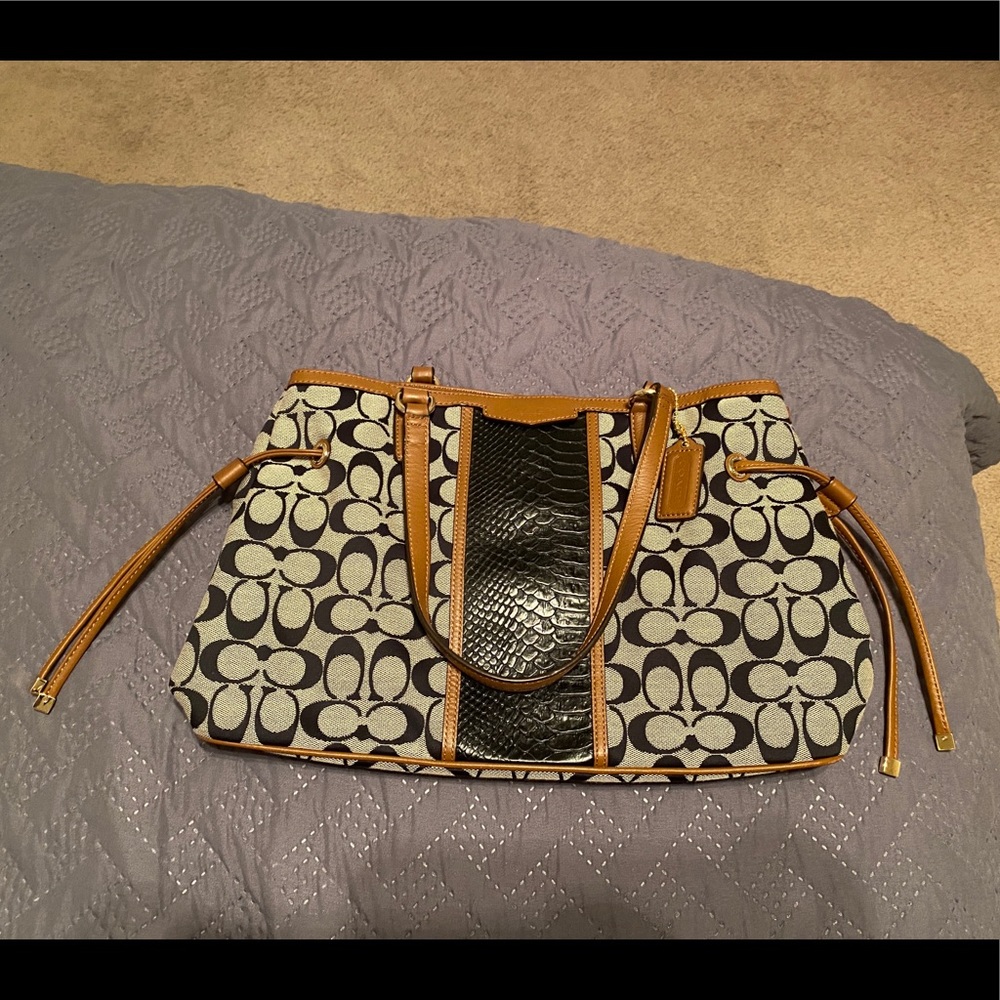 COACH Black & Brown Drawstring Shoulder Bag